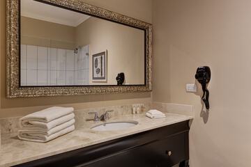 Bathroom sink