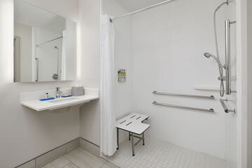 Room 21 of 42