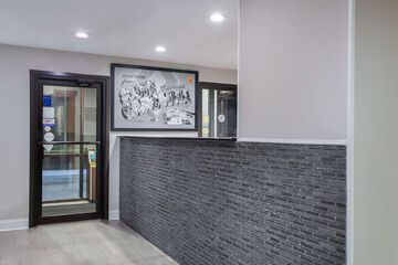 Hotel Interior 5 of 24