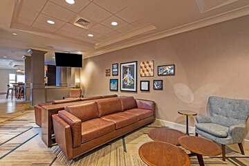 Hotel Interior 7 of 38