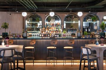 Snack bar