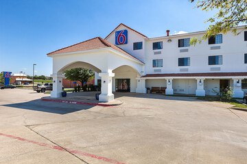 Motel 6 Bedford TX Fort Worth