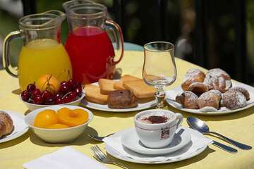 Room service - dining
