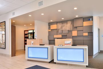 Check-in/check-out kiosk