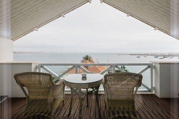Beach/ocean view