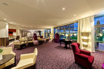 Lobby lounge