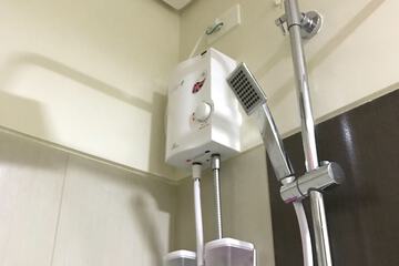 Bathroom shower