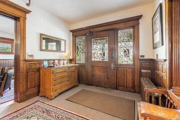 Hotel Interior 40 of 101