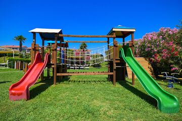 Children's play area - outdoor