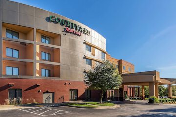 Courtyard Lexington Keeneland / Airport