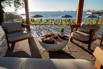 Poolside bar