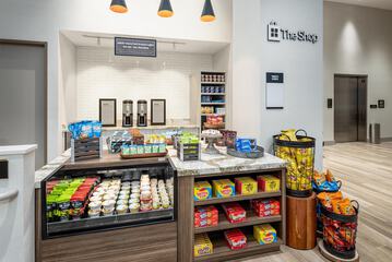 Snack bar