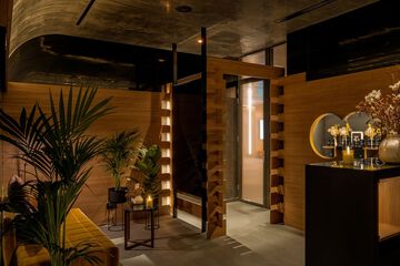 Spa reception