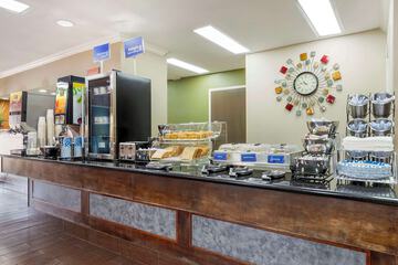 Breakfast/Coffee Service 23 of 26