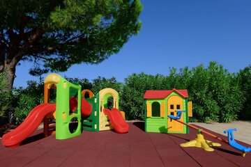 Children's play area - outdoor
