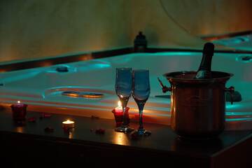 Indoor spa tub