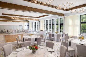 Banquet hall