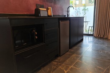 Private kitchenette