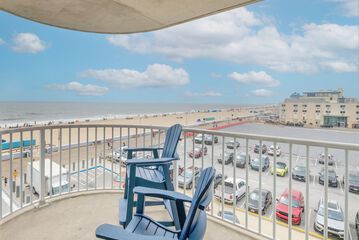 Beach/ocean view