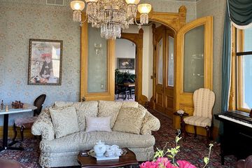 Hotel Interior 4 of 59