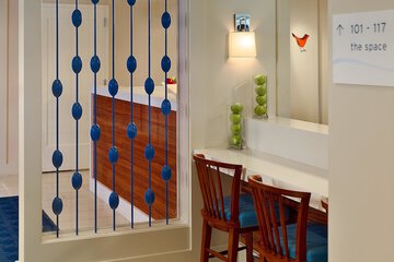 Check-in/check-out kiosk