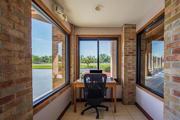 Royal Inn Suites