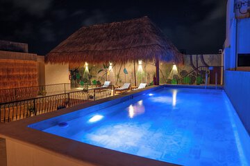 Rooftop pool