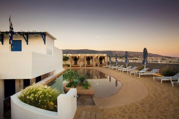 Rooftop pool