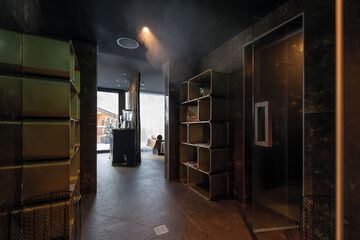 Steam room