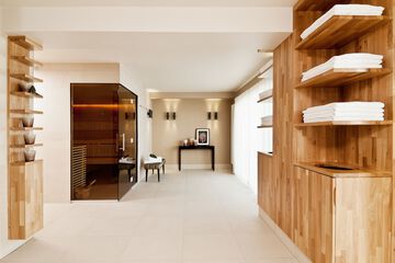 Spa reception