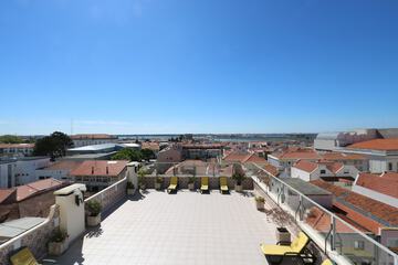 Sundeck