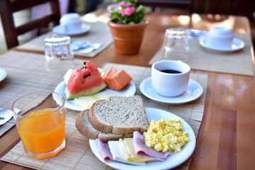 Breakfast meal