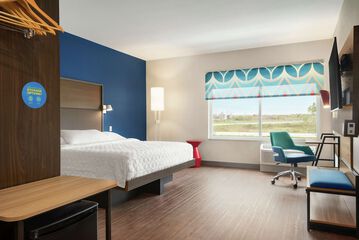 Room 26 of 45