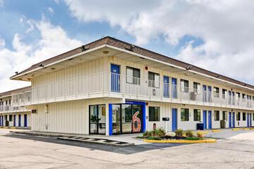 Motel 6 Pittsburgh PA Crafton