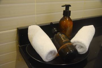 Bathroom amenities