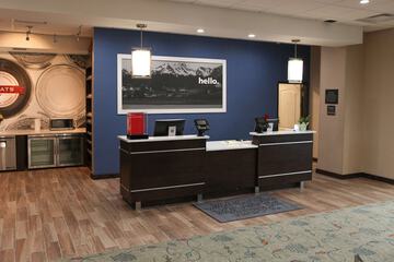 Hampton Inn & Suites Lafayette Medical Center CO