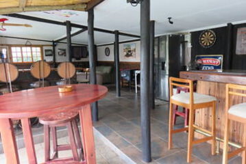 Poolside Bar