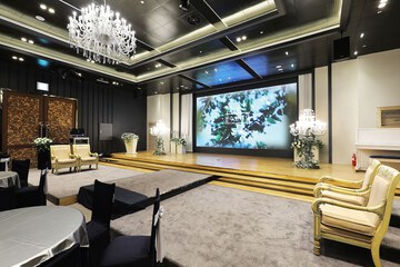 Indoor wedding