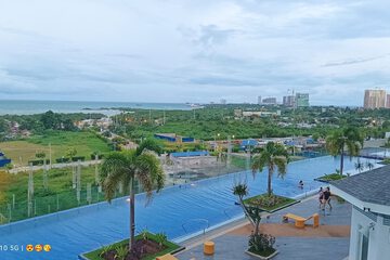 Exercise/lap pool