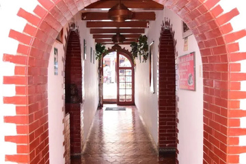hotel_rooms
