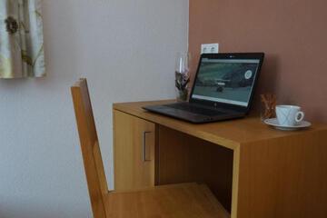 Photo 46