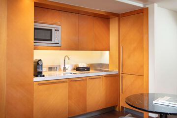 Private kitchenette