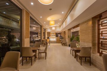 Coffee shop