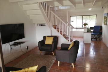 Check-in/check-out kiosk