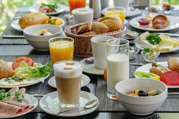 Breakfast meal