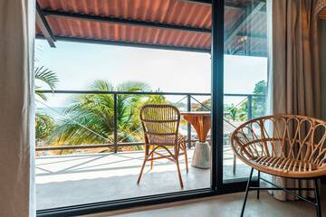 Beach/ocean view