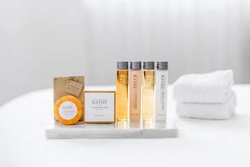 Bathroom amenities
