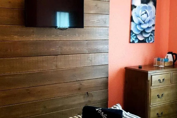 guest_rooms