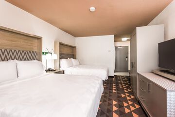 Room 20 of 28