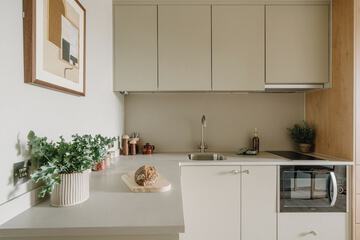 Private kitchenette